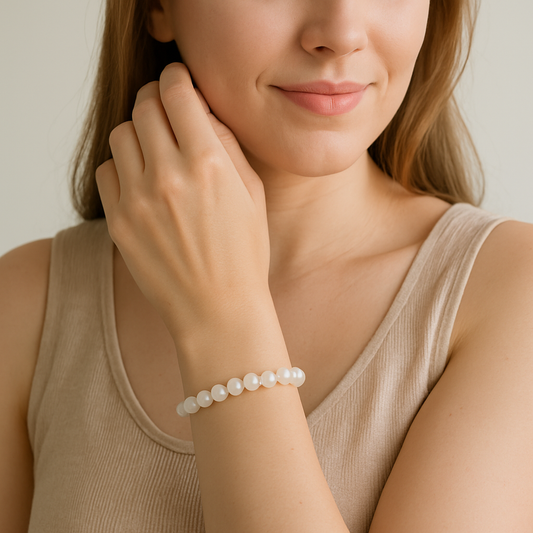 Moonstone – The Stone of Divine Feminine & New Beginnings